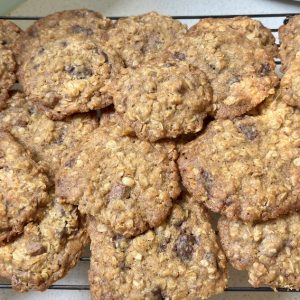 Chocolate oat biscuits