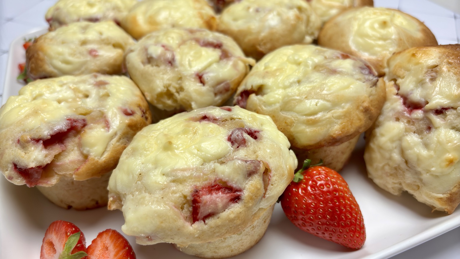 Strawberries & Cream Cheese Muffins are the perfect combination of creamy and fruity goodness. These moist muffins are bursting with sweet strawberries and have a velvety richness thanks to the cream cheese. Whether enjoyed for breakfast, a snack, or dessert, they are a delightful treat for any time of the day.